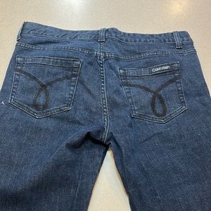 Calvin Klein Jeans size 30/10 Pencil with slight flare at the bottom brand new!